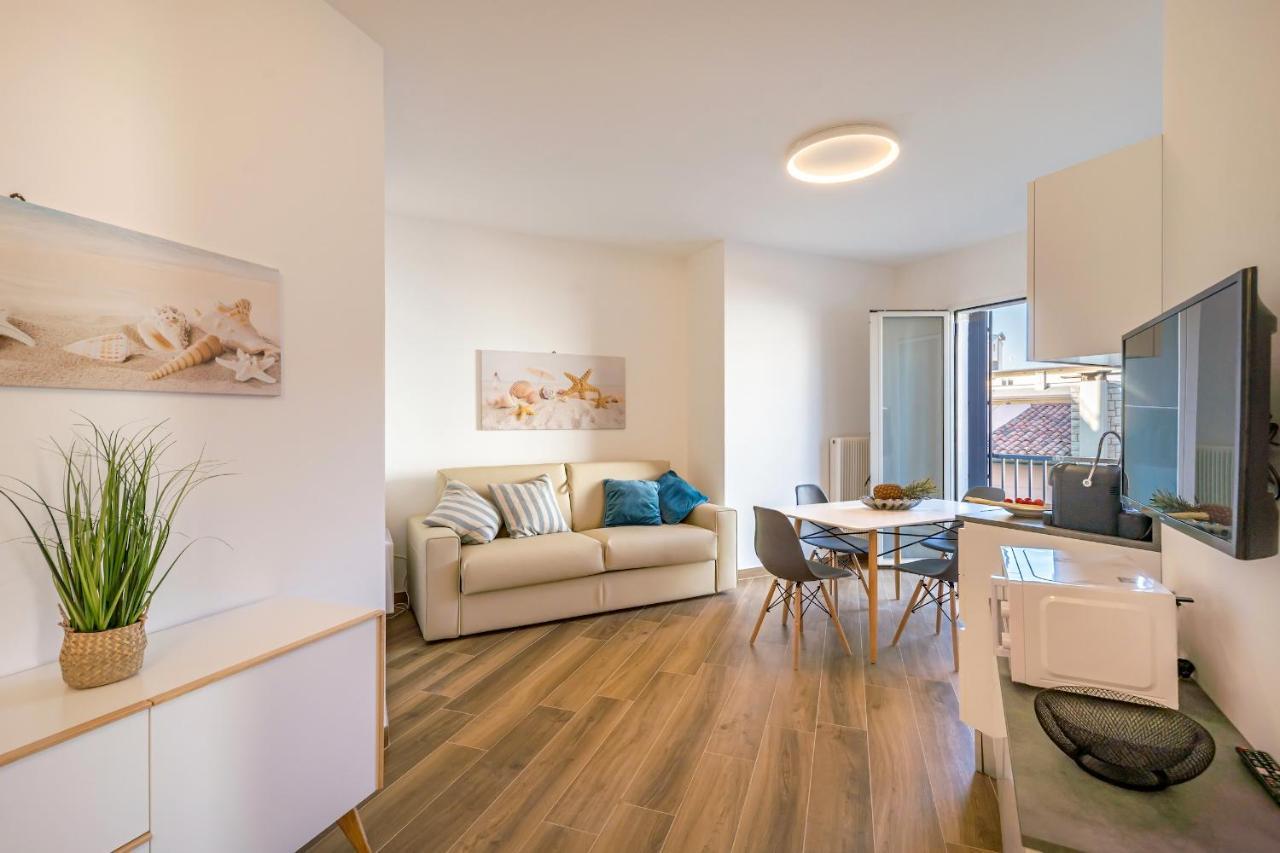 קאורלה Ferrari Apartments Levante מראה חיצוני תמונה