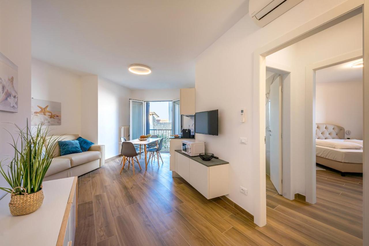 קאורלה Ferrari Apartments Levante מראה חיצוני תמונה